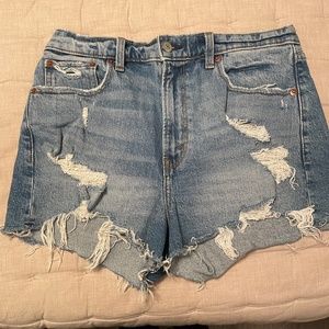Abercrombie and fitch shorts- the mom short high rise